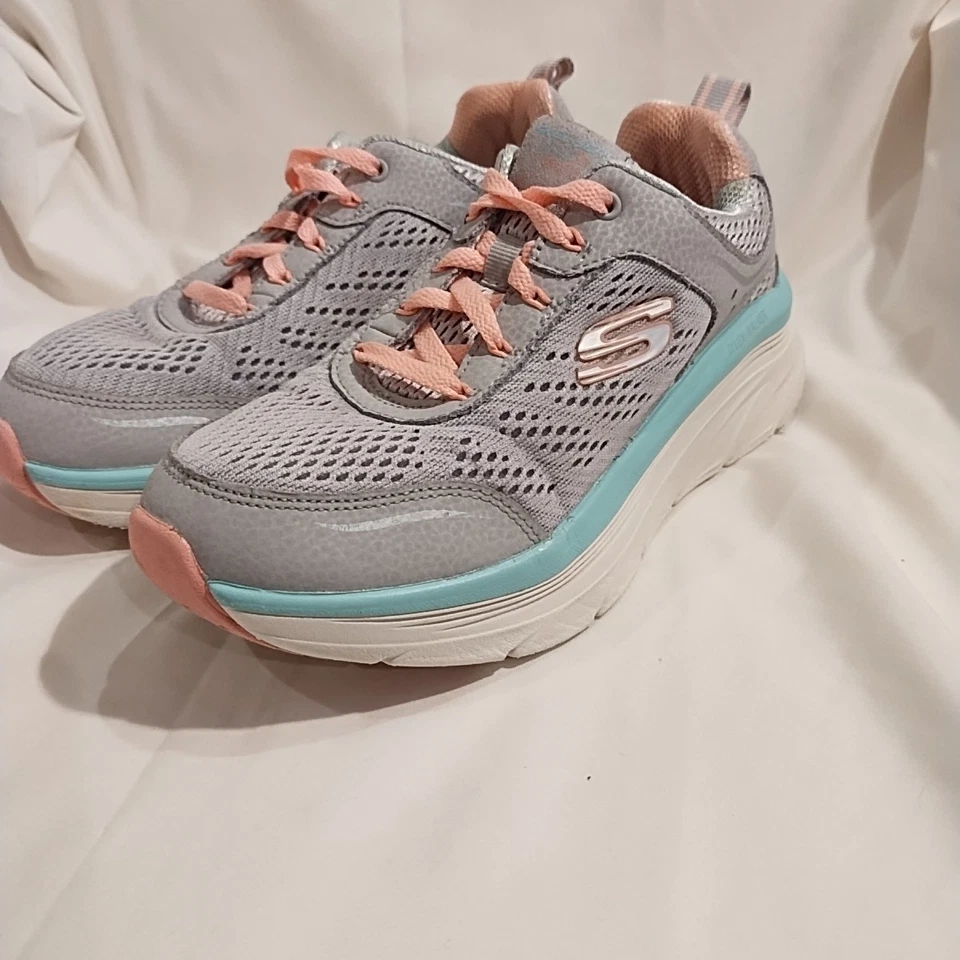 Женские кроссовки Skechers D'Lux Walker Infinite Motion размер 6 - Изображение 2 из 4