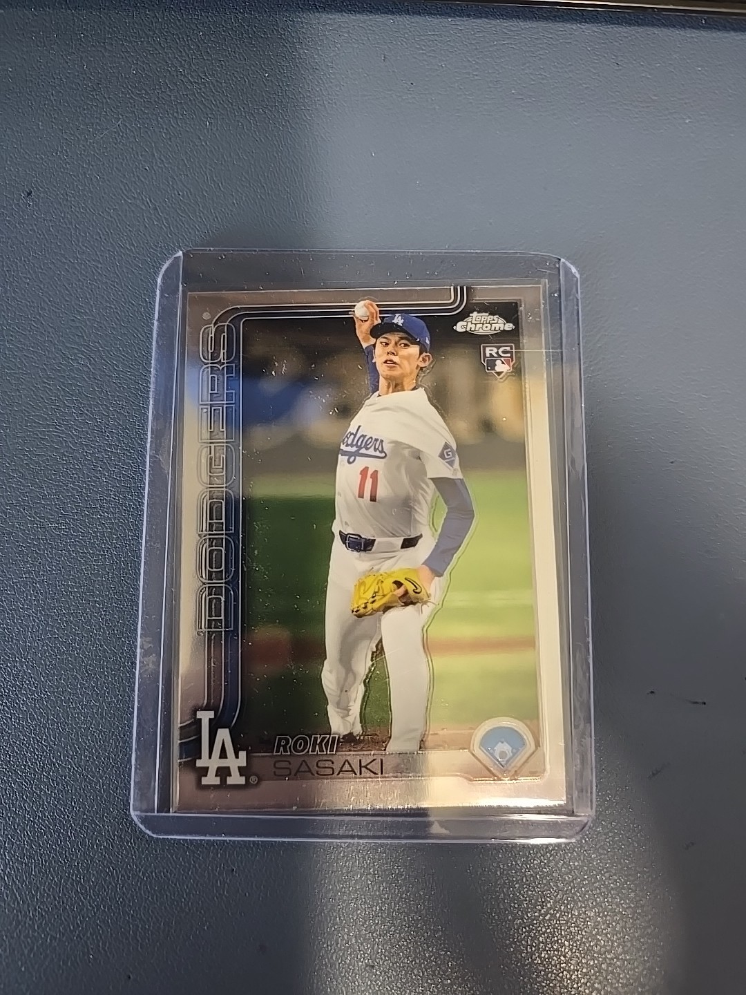 2025 Topps Chrome - Roki Sasaki #217 Refractor (RC)