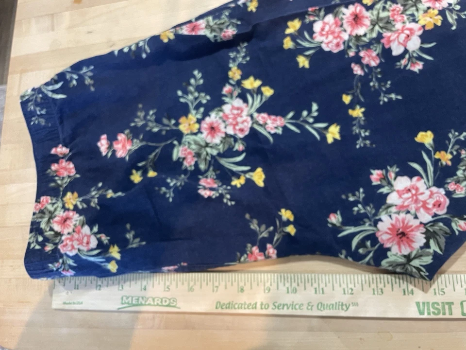 Old Navy 100 % Cotton Pajama Pants, Navy Blue with Floral Print, Size Medium - Image 3 of 4