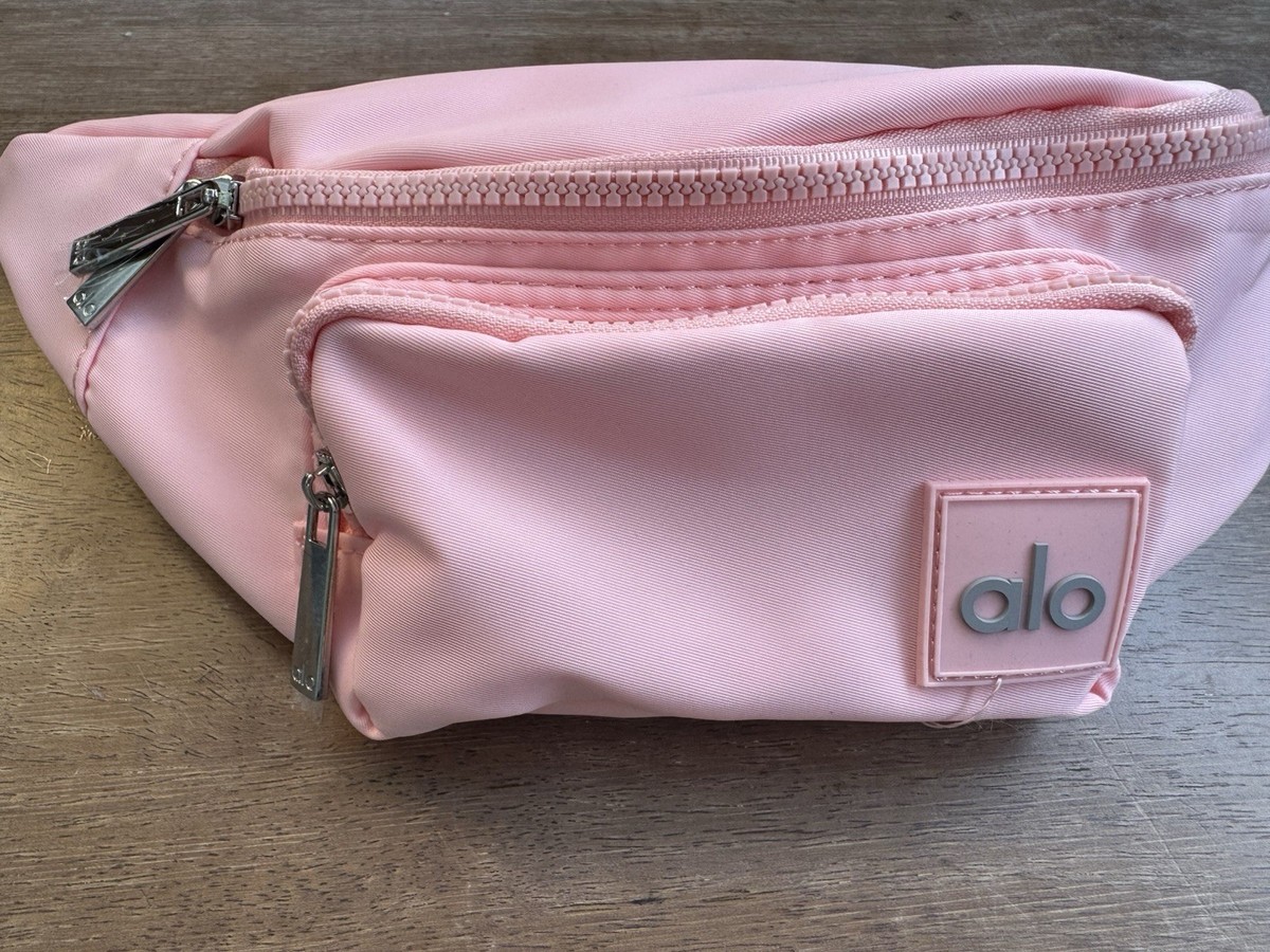 ALO YOGA 2025 Explorer Fanny Bag Pink NWT | eBay