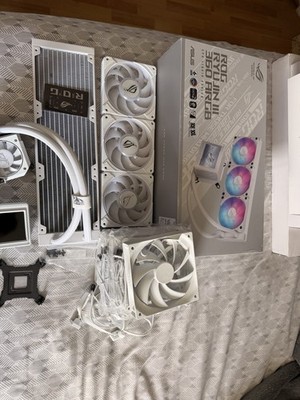 ASUS ROG RYUJIN III 360 ARGB EXTREME all-in-one AIO CPU liquid cooler