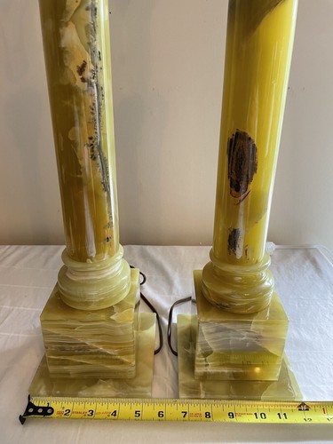 Pair of Vintage 1960s Mid-Century Modern Green Onyx Column Form Lamps - Picture 9 of 12