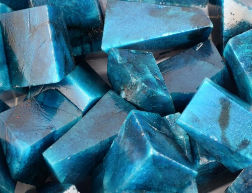 Brazilian 1 Piece Blue Apatite Natural 450 Ct Gems Polished Rough SQ187 - Picture 4 of 8