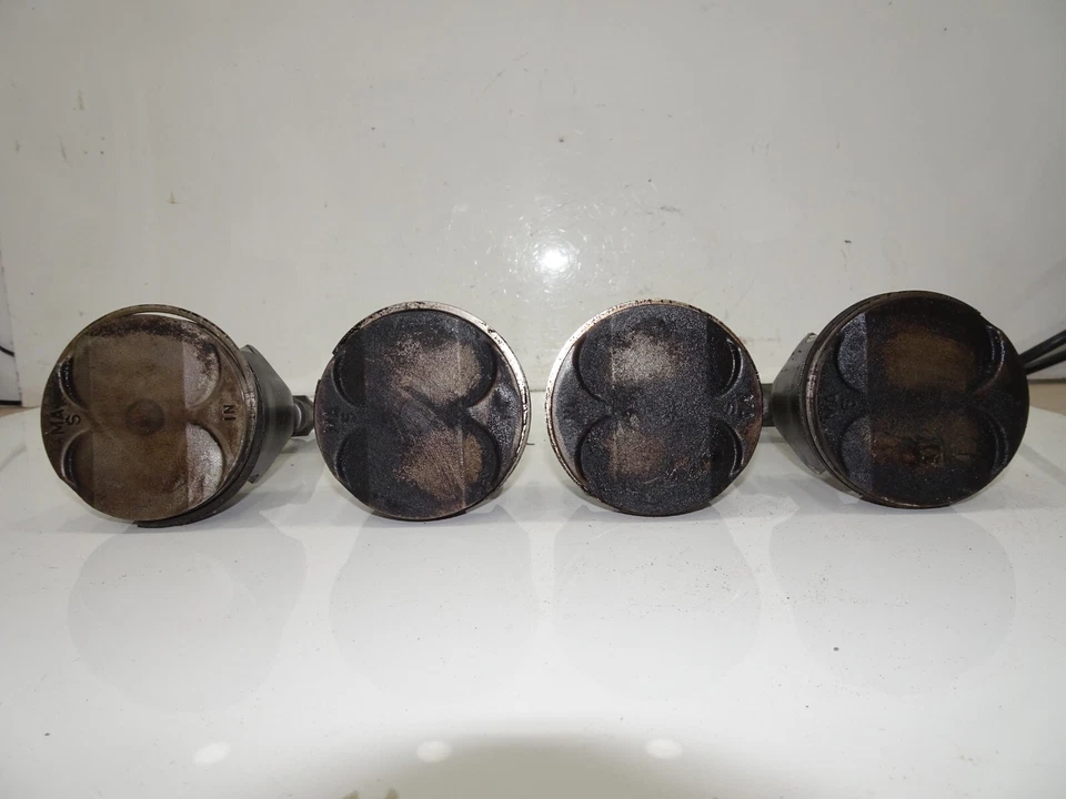 Varas de pistões Honda CBR 900 RR SC33 1996-1999 - Imagem 4 de 4