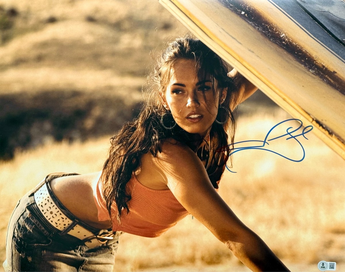 Megan Fox Authentic Signed 16x20 Transformers Photo Beckett BAS Megan Fox Authentic Signed 16x20 Transformers Photo Beckett BAS
