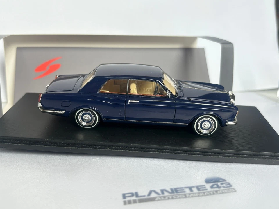 SPARK 1967 BENTLEY T1 TWO DOOR SALOON COACHWORK BY MULLINER PARK WARD  1/43 - Photo 2/3