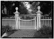 Dr. Philemon Dane Fence,41 South Main Street,Ipswich,Essex County,MA,HABS,2