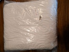 POTTERY BARN LoveShackFancy Rosette Velvet Quilt-Ivory-F/Q  1 Std Sham-OPEN BOX