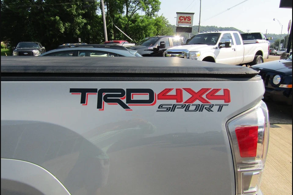 Par (2) calcomanías adhesivas deportivas TRD 4x4 de 22", para Toyota Tundra, Tacoma, 4Runner Foto 2 de 4