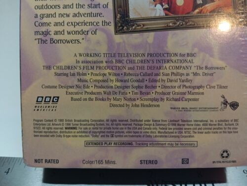 The Borrowers (VHS, 1996) Warner Bros Factory Sealed Includes Free Shipping - Foto 3 di 3