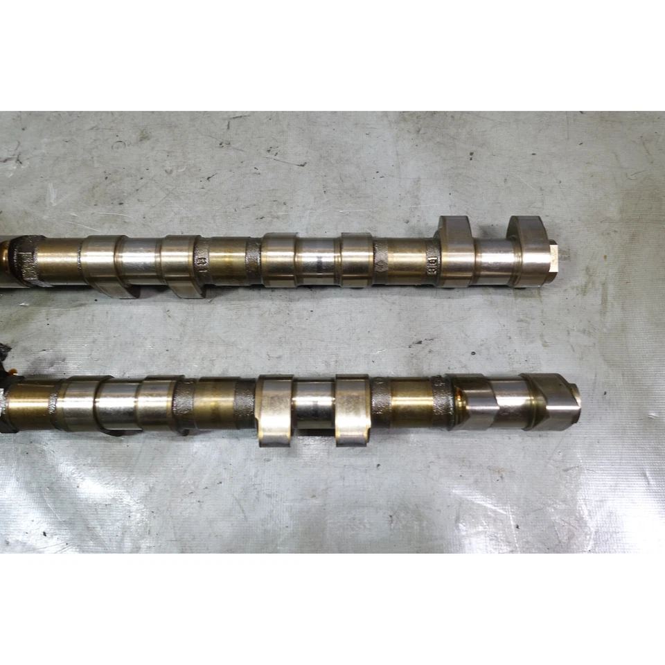 BMW E90 M3 S65 2008-2013 4,0 L V8 banco 2 cilindros 5-8 engranaje de distribución árbol de levas par OEM Foto 3 de 4