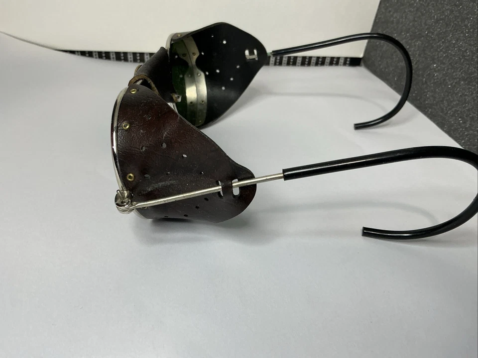 GAFAS DE SOL STEAMPUNK WW2 WILLSON MATSUDA LENTES VERDES Y PROTECTORES LATERALES DE COLECCIÓN Foto 4 de 4