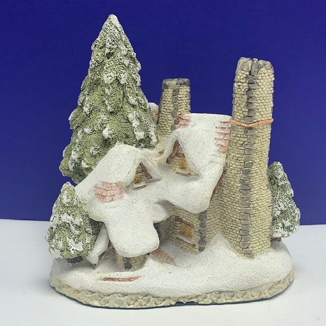 David Winter Snow cottage house sculpture figurine 1984 Hine vintage