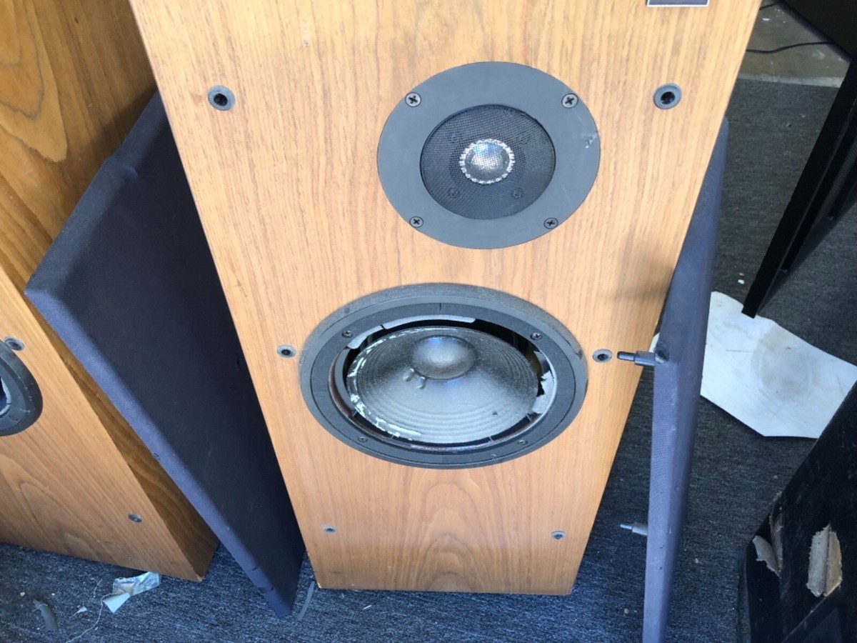 Jbl l60t vintage speakers