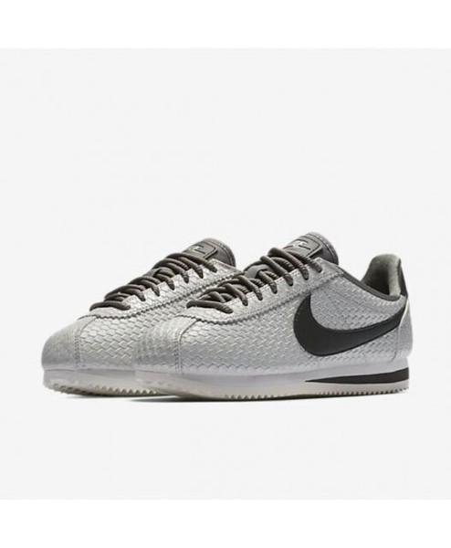 Nike Classic Cortez SE Metallic Silver 