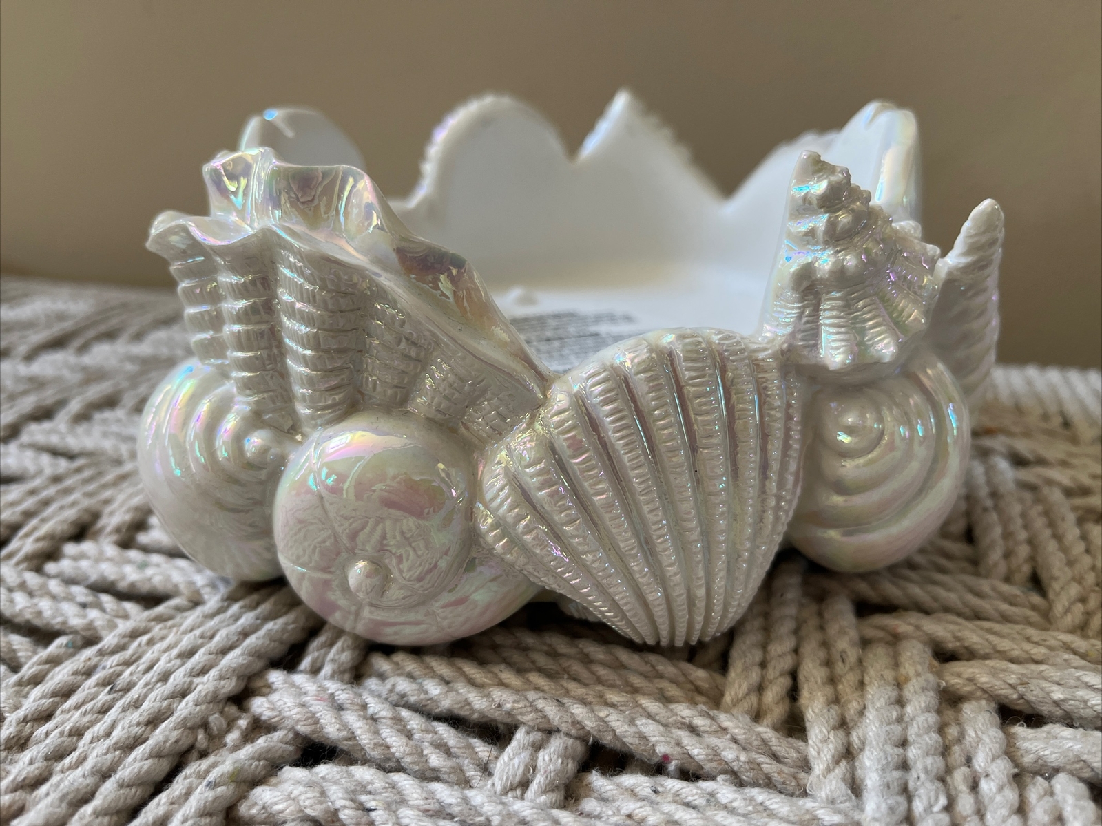 Bath & Body Works IRIDESCENT SEASHELL 3Wick Candle Holder & Sandcastle