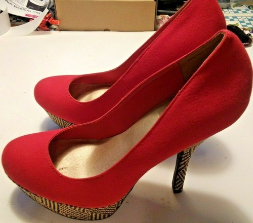 Charlotte russe womens size 8 red woven 