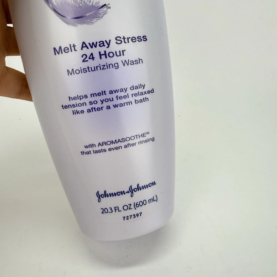 Jabón corporal Johnson’s Melt Away Stress LAVANDA MANZANILLA lavado suave 20,3 oz RETIRADO Foto 4 de 4