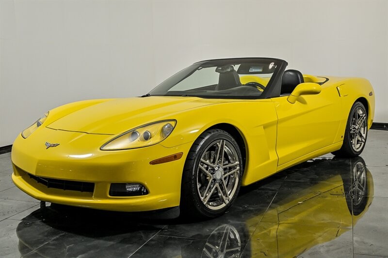 2006 Velocity Yellow Tintcoat Chevrolet Corvette   | C6 Corvette Photo 5