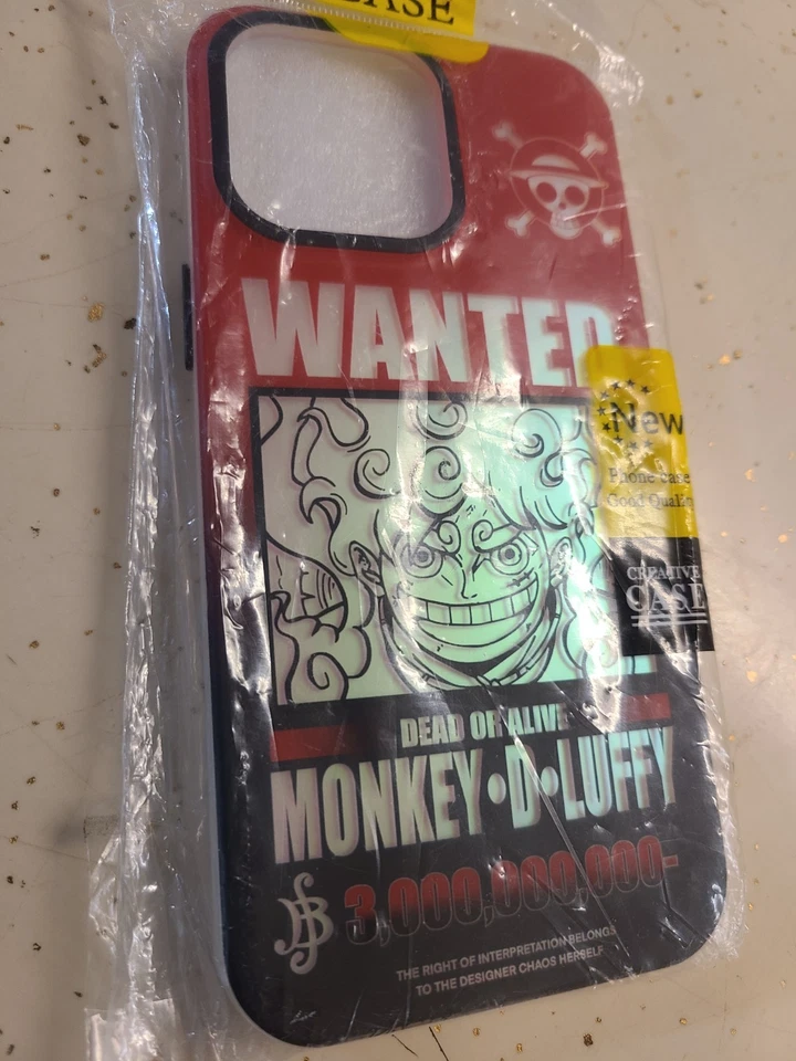 Capa iPhone Anime One Piece 3D Luffy para iPhone 14 Pro Max vermelha - Imagem 3 de 4