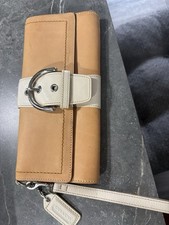 Vintage Coach Leather Wristlet Tan