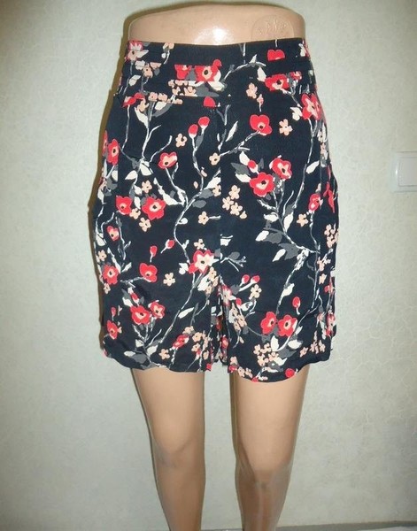 Women Monsoon Shorts Black 36 / S