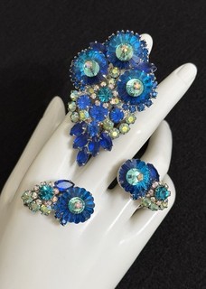 RARE GORGEOUS BLUE GLASS PEACOCK RIVOLI CRYSTAL JULIANA BROOCH EARRINGS SET