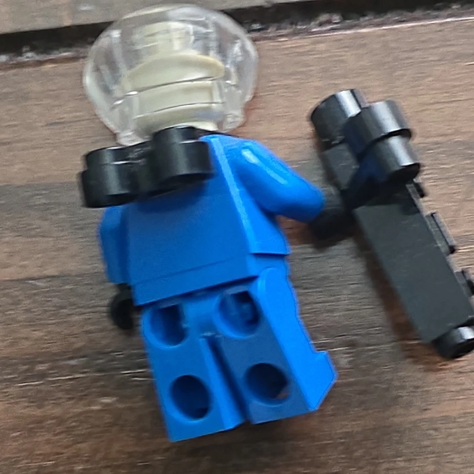 LEGO MR FREEZE BATMAN MINIFIGURE ORIGINAL CLASSIC 2006 2008 7783 7884 - Image 3 of 3