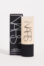 NARS Soft Matte Complete Foundation GOBI Light 3 Size 1.5 oz 45 mL BNIB