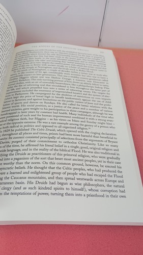 Blood and Mistletoe: The History of the Druids in Britain by Ronald Hutton - Picture 12 of 14