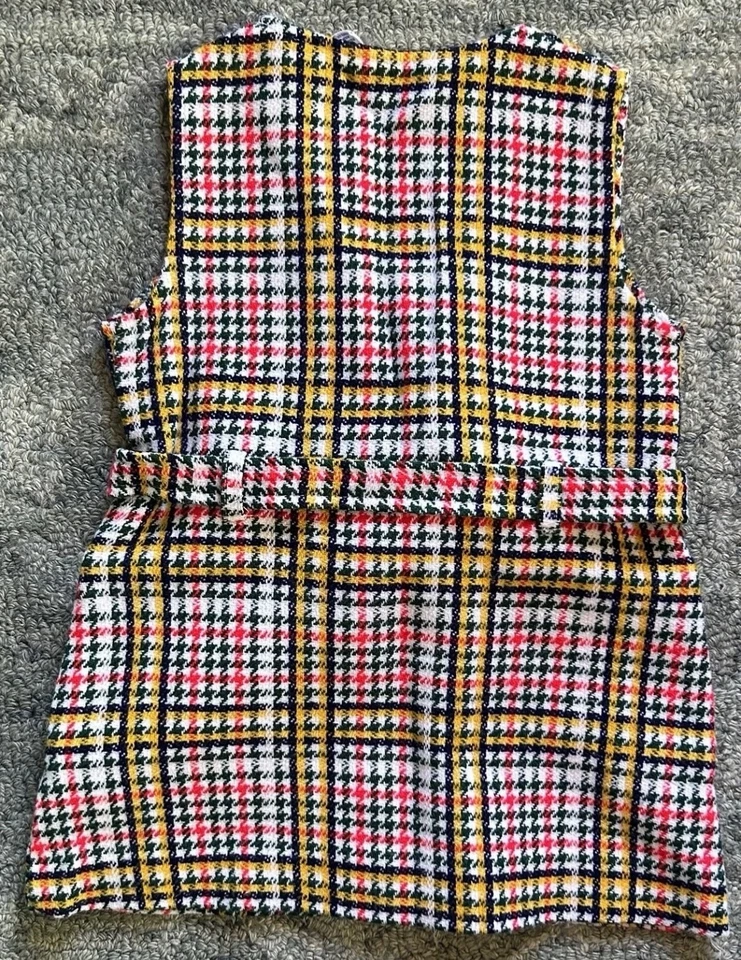 Vintage Girl’s Plaid Sleeveless Dress With Belt And Two Front Pockets - Size 4 - Image 3 of 3