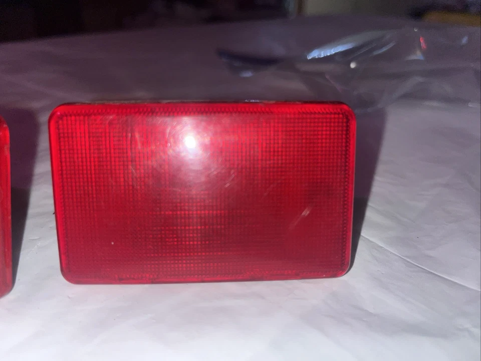 1990-1994 Mitsubishi 3000GT door panel light reflection pair RH LH G4 - Image 2 of 4