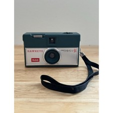 Vintage 60s Kodak Hawkeye Instamatic R4 Film Camera Green decor collector trendy