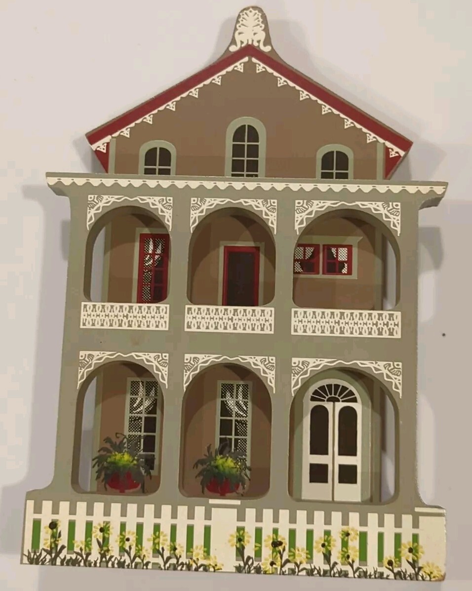 FILA Figurina Stockton Place Row Ho Cape May New Jersey 7 25"X4 75" 1993 vintage