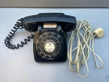 Vintage Automatic Electric Rotary Desk Phone With Wiring.