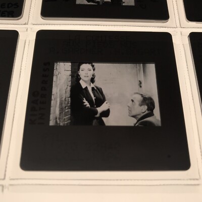 THE BAREFOOT COUNTESS - AVA GARDNER - PRESS SLIDE