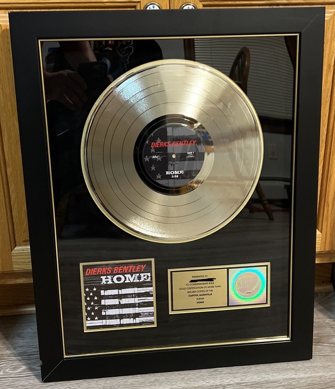 DIERKS BENTLEY HOME RIAA GOLD RECORD AWARD CAPITOL NASHVILLE GRAVEL & GOLD RARE!