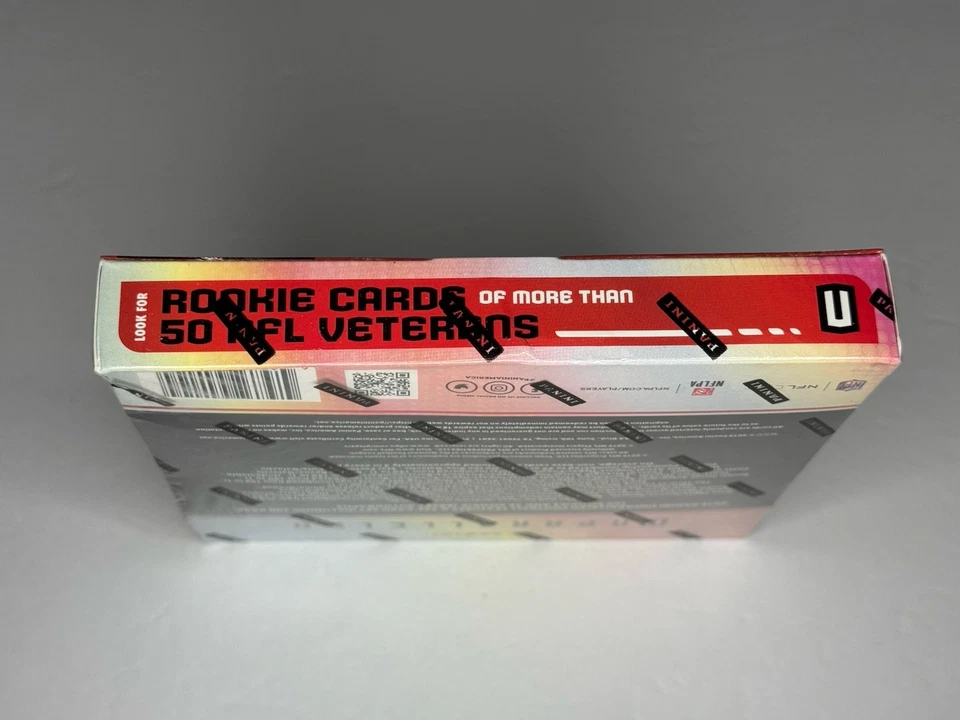 2019 Panini Unparalleled🔥NFL Hobby Box🔥64 Cards🔥Factory Sealed  - Image 3 of 3