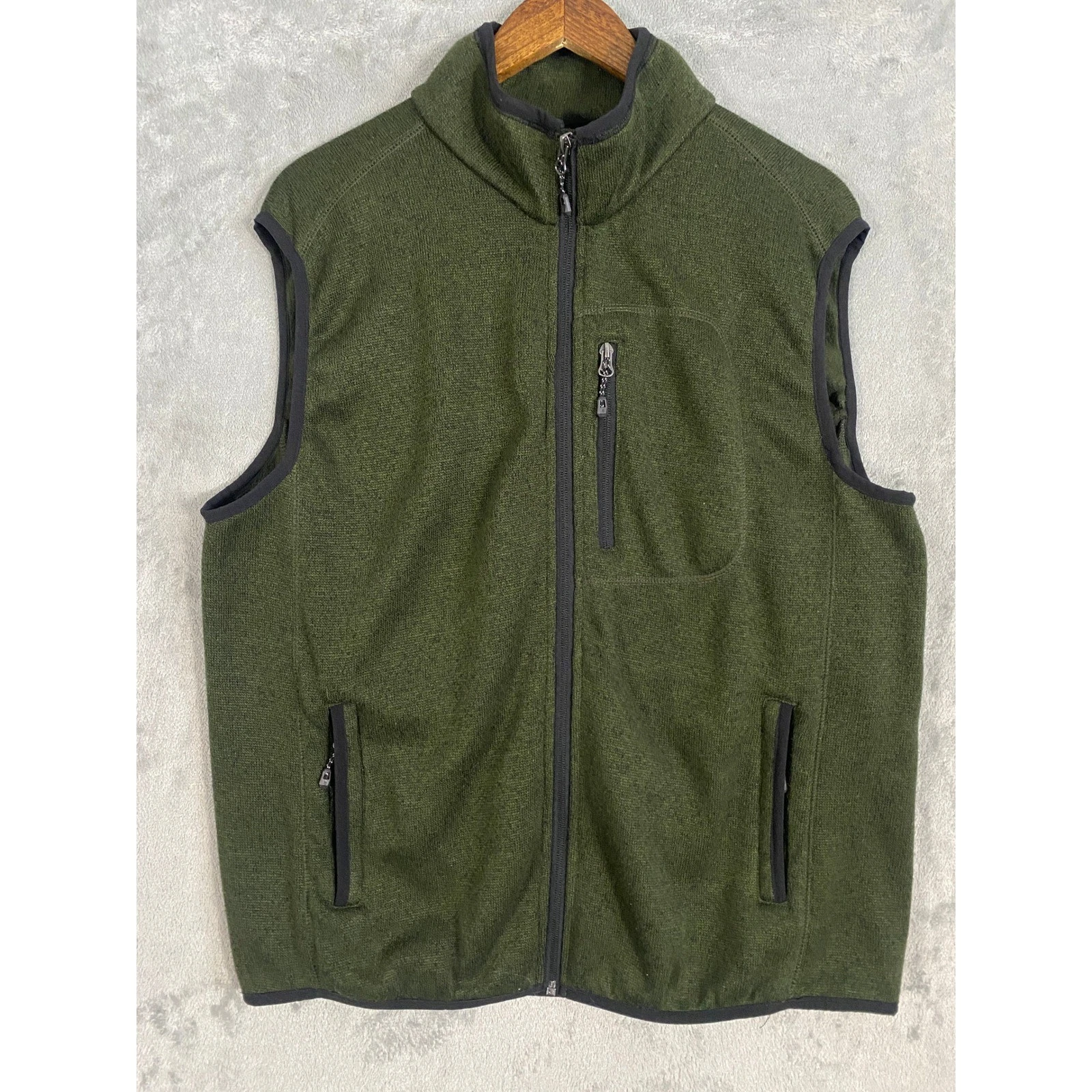 Free Country Fleece Vest Sz L Green Full Zip Pockets Outdoor Travel Workwear