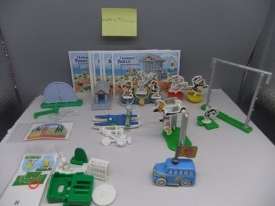 LOONEY TUNES - SPIELZUEG - KOMPLETTSATZ MIT ALLEN EU BPZ (MERENDERO) TOP ZUSTAND