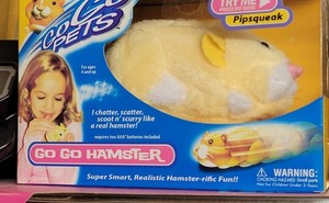 Zhu Zhu Pets GO GO Hamster PIPSQUEAK New In Box Mint Condition