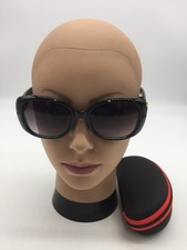 Gucci Women's Black Frame Trendy Sunglasses 55-18-142 Grey Lens
