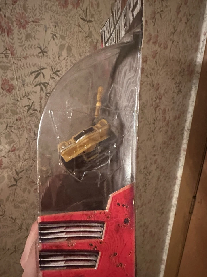 BUMBLEBEE Classic Camaro TRANSFORMERS Movie Hasbro 2007 NIB Factory Sealed  - Image 2 of 4