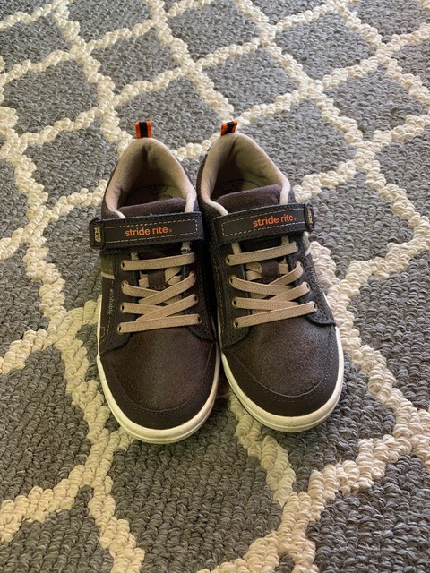 stride rite boys shoes