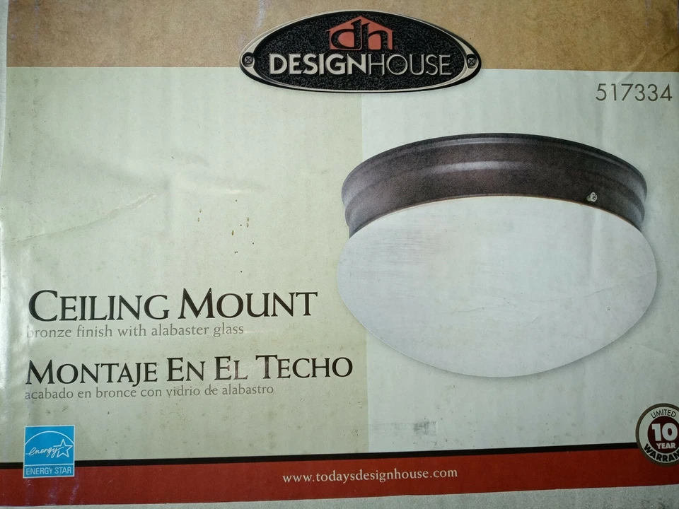 Montaje en techo Design House 517334. Acabado bronce con vidrio de alabastro Foto 3 de 3