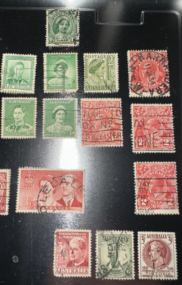 Lote de 24 estampillas australianas antiguas en excelente estado usadas 1950’ Foto 2 de 4