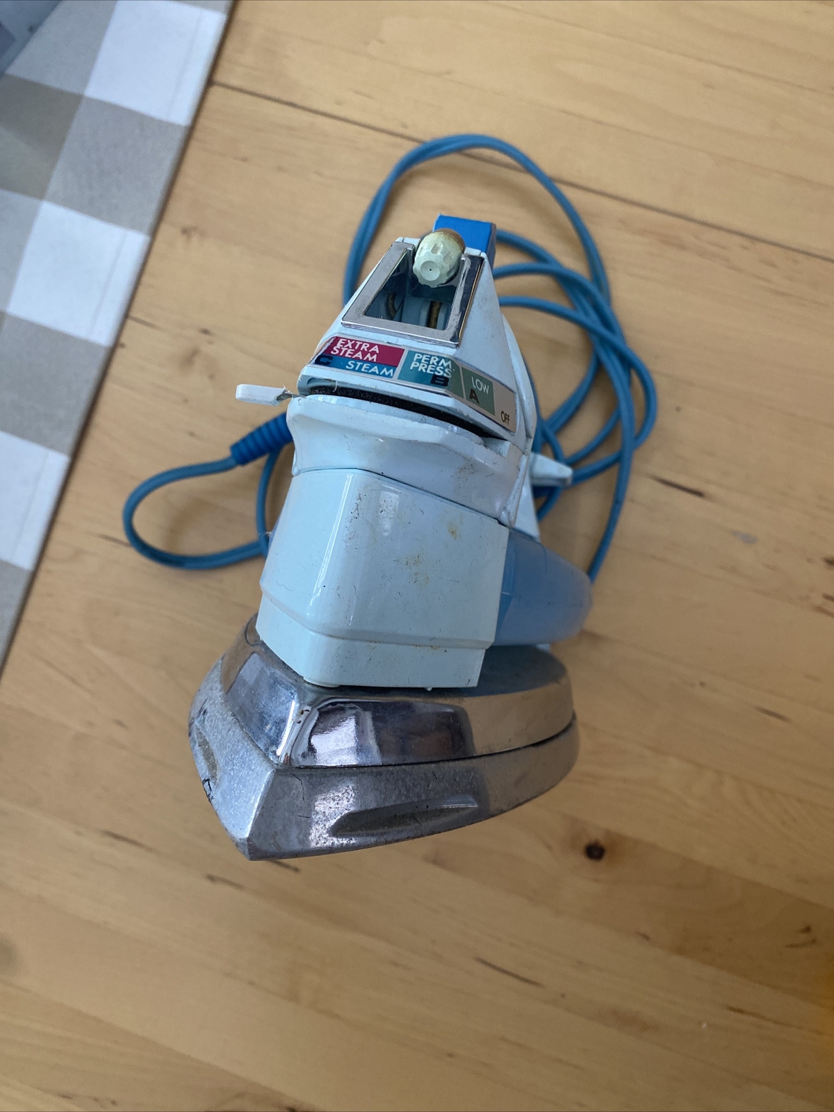 vintage proctor silex retro blue Super Steam iron 1510 LA rare model