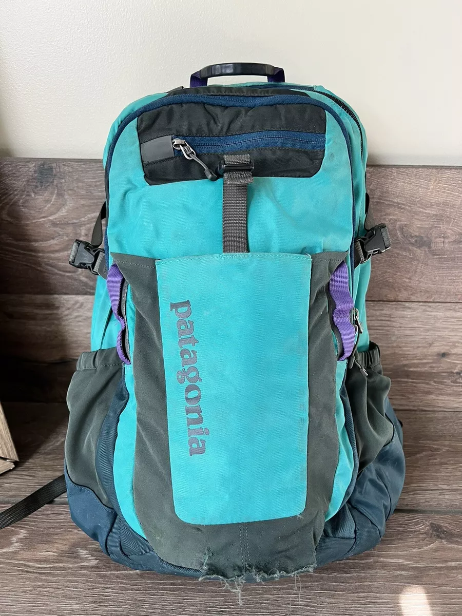 PATAGONIA FUEGO 32L Hiking Camping Backpack Day Hike Teal Navy