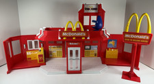Vintage McDonald's Drive Thru Play Restaurant Set CDI 2003 w/Arch