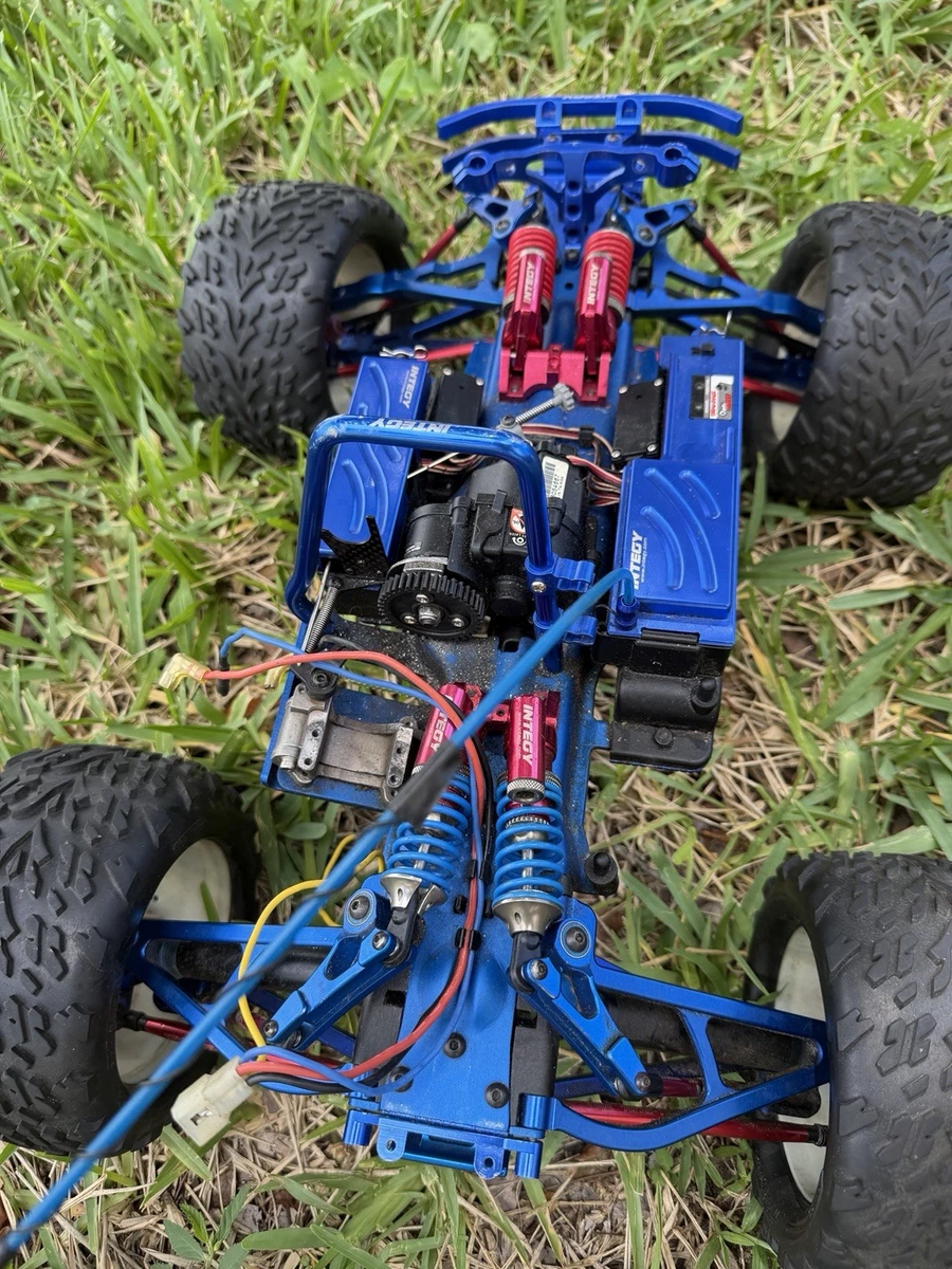 Preços baixos em Modelo RC Traxxas Revo 3.3 Carros, caminhões e